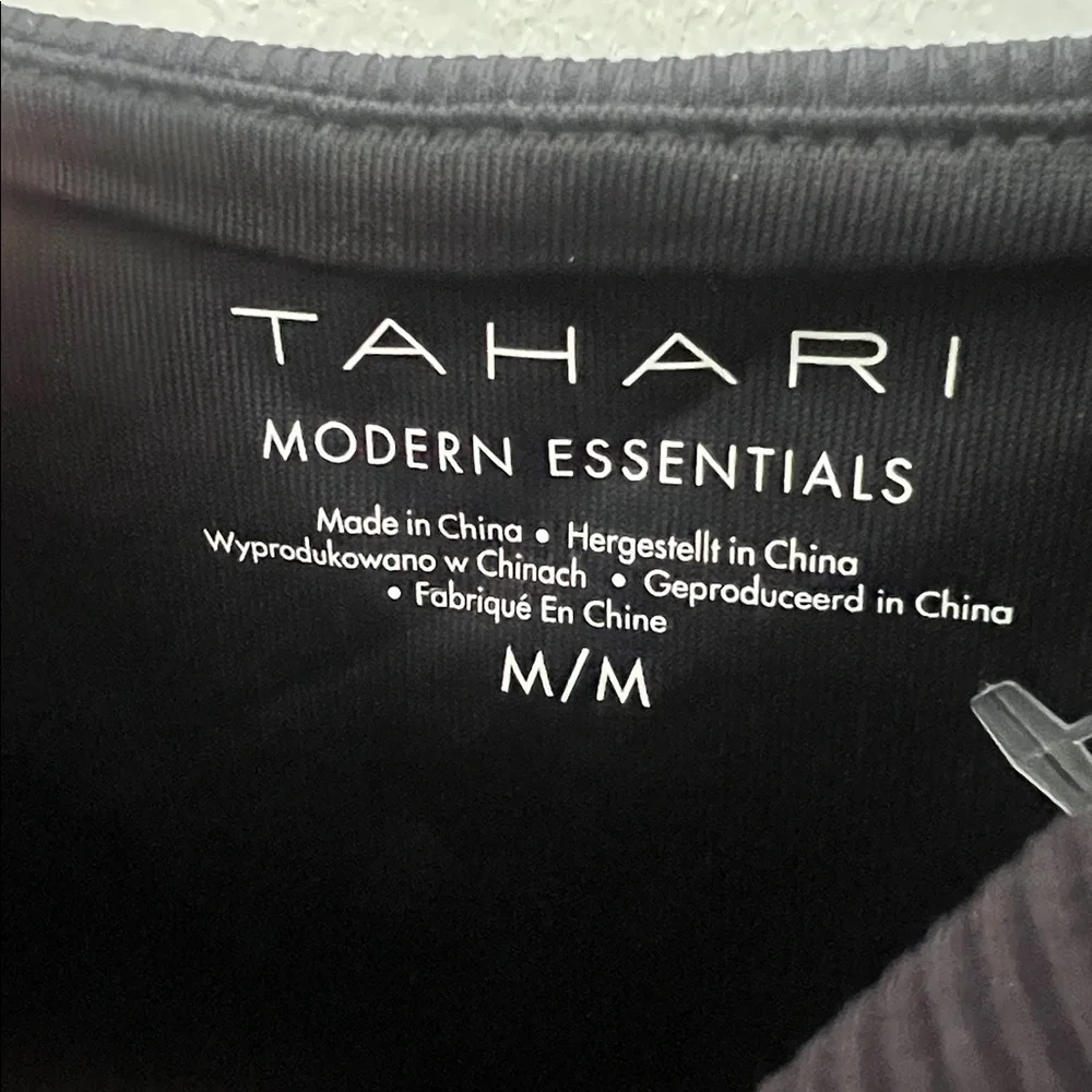 Tahari Classic Black Tank Top - NWT - Picture 4 of 5